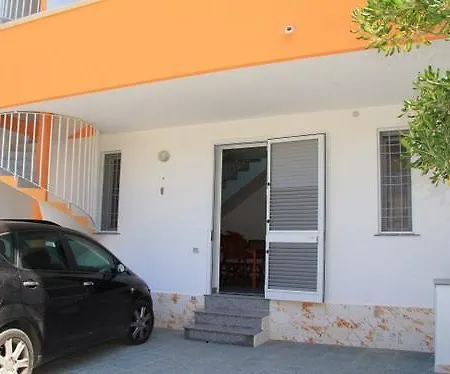 Casa Vacanze Sofia 2 דירה *
